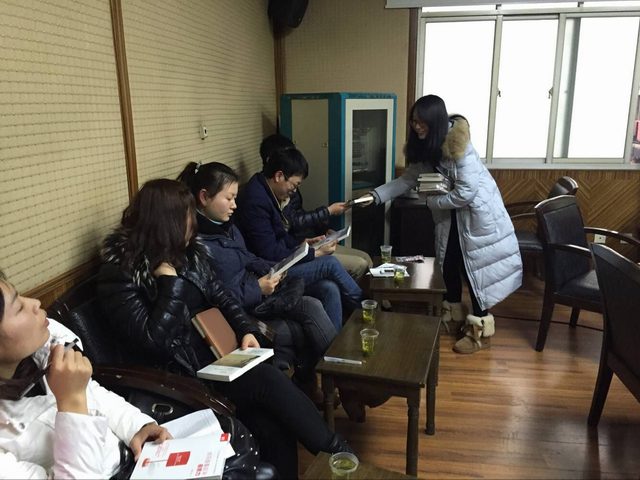 日韩男女性爱视频