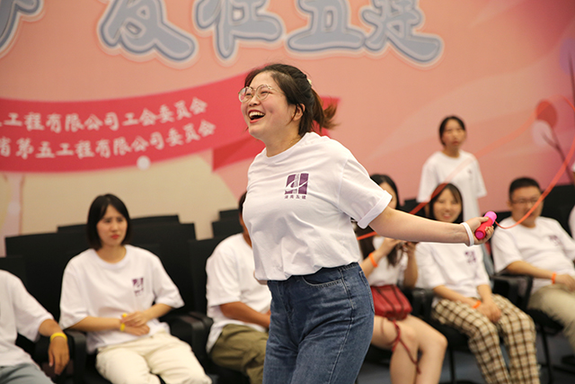 日韩男女性爱视频