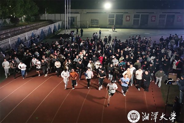 日韩男女性爱视频