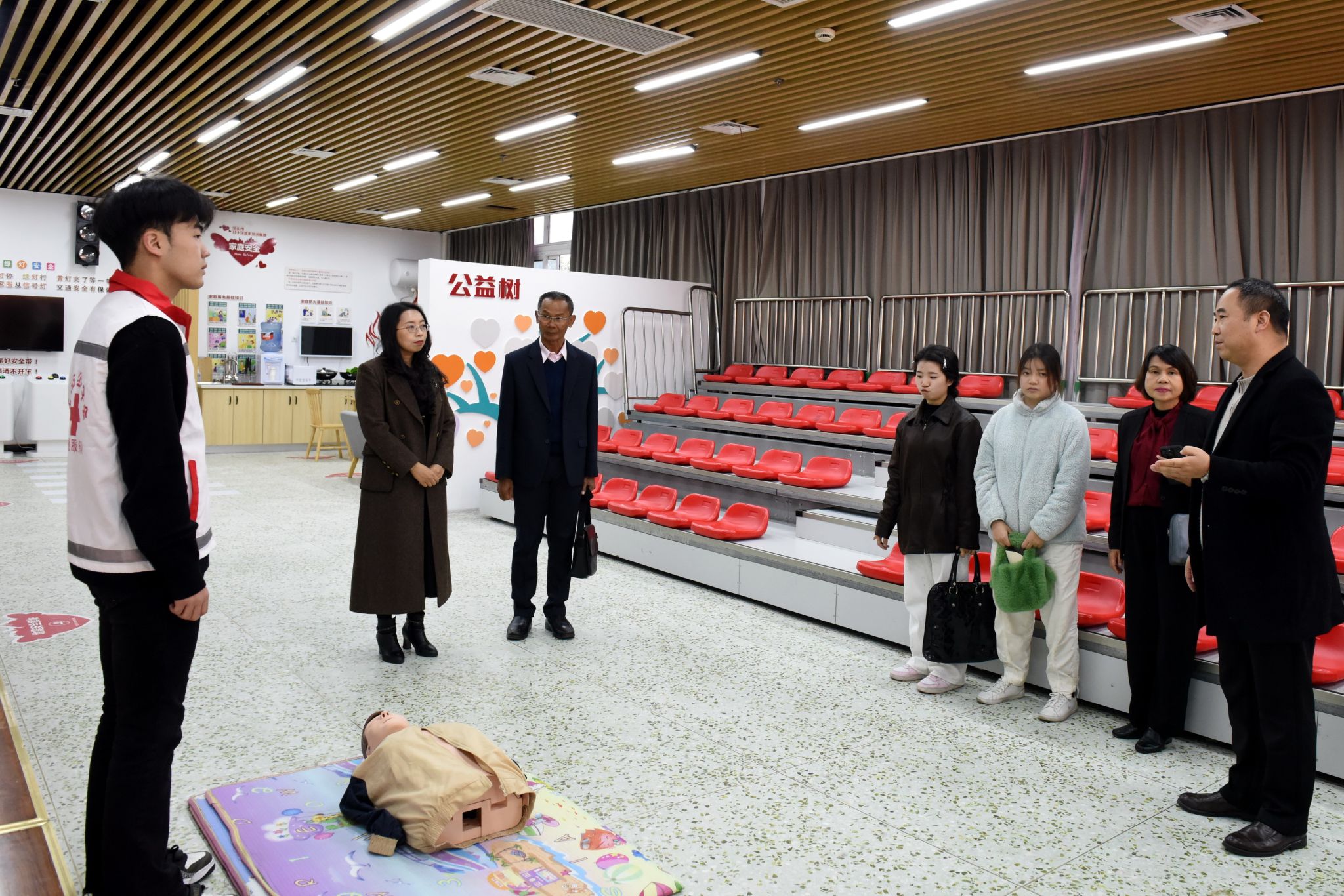 日韩男女性爱视频